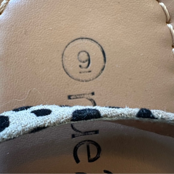 Rue21 Size 9 Cheetah Print Sandals! - Picture 2 of 3